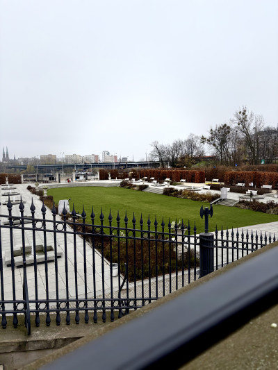 ელენე გიორგაძის ფოტოალბომი